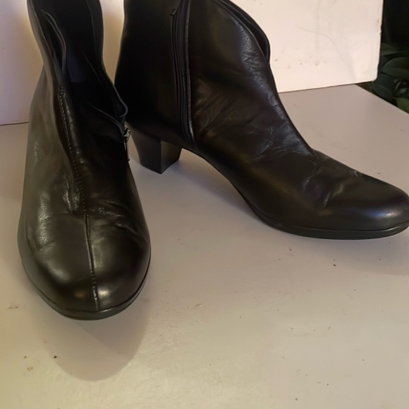 Munro ankle boots - Picture 9 of 9